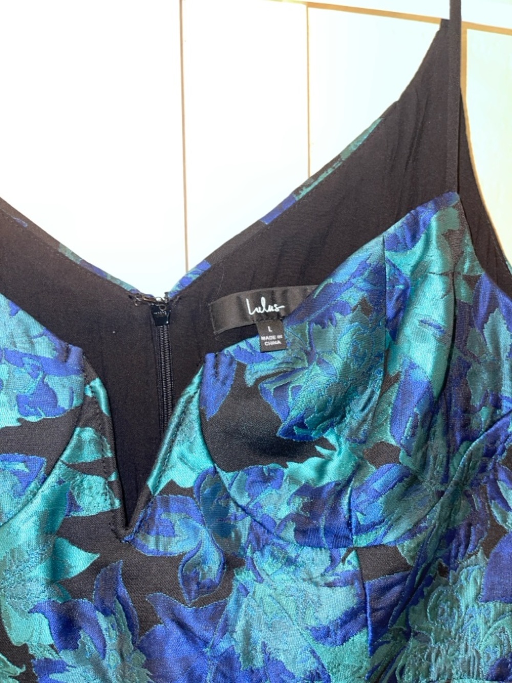 Lulu’s - Large, LIKE NEW Sleeveless Floral Jacquard Mini Dress in Teal & Navy - Picture 2 of 5